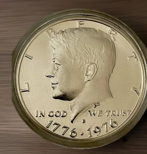 1976s Kennedy Half Dollar 40% Silver Proof Bicentennial