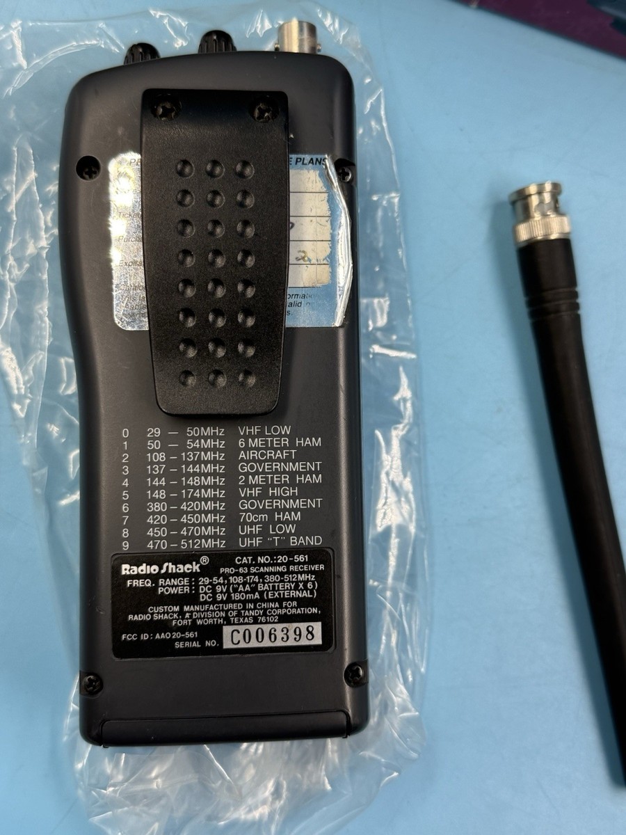 Scanner Portable Radio Shack Pro-51 – 200 Canaux – Testé Fonctionnel – Occasion