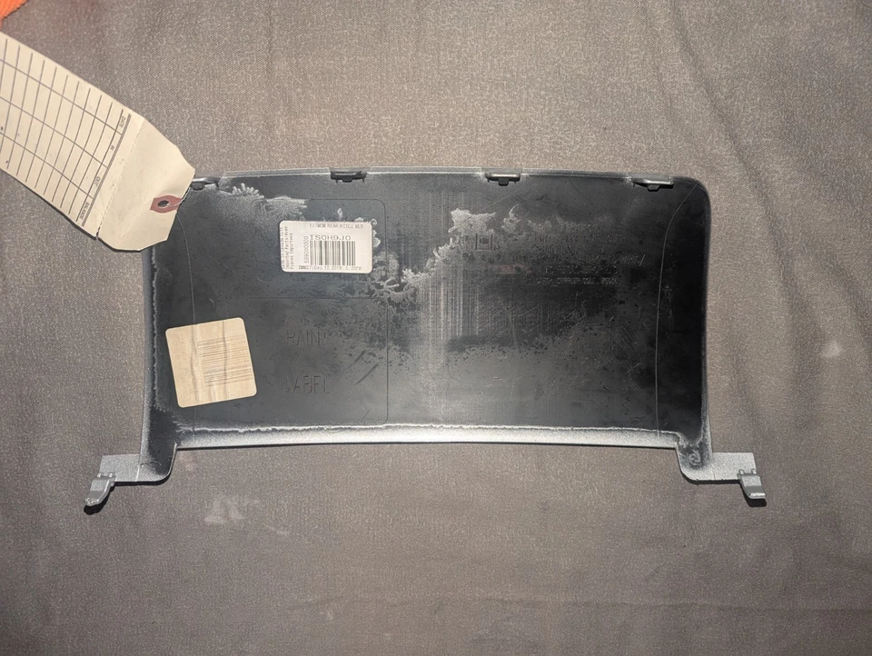 GENUINE GM Hitch Cover Panel  #23477998 2016 2017  GMC Terrain Denali Silver - Image 3 of 4