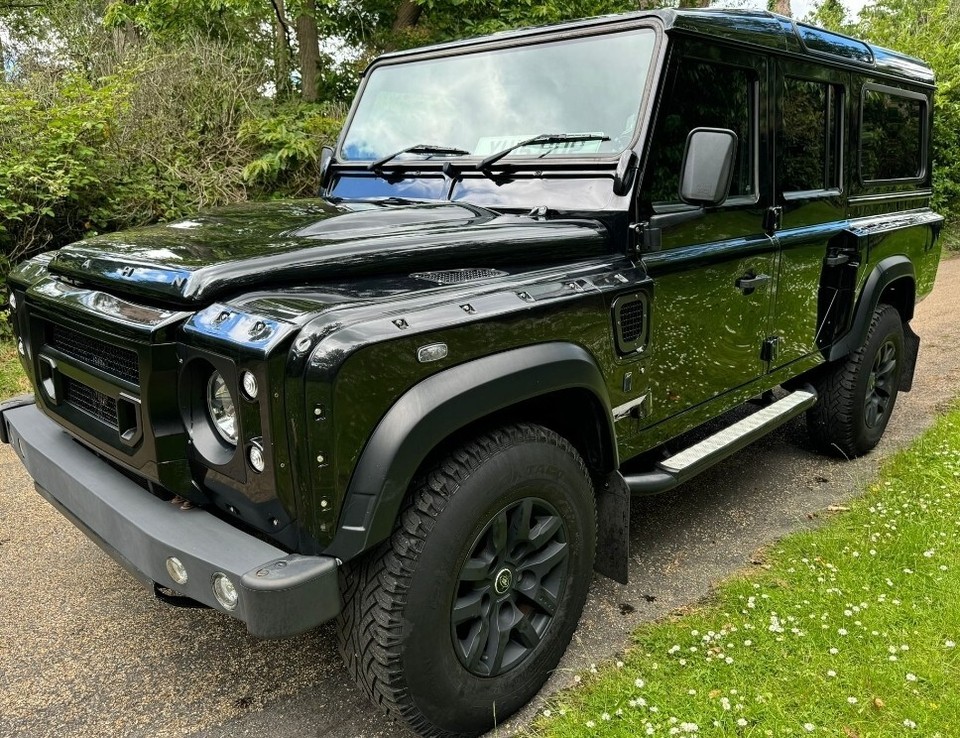 Land Rover Defender 110 Tdci Automatic 2015 Chelsea Truck 58,000 miles