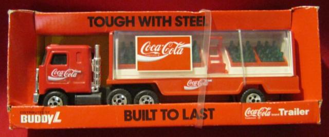 Trattore/rimorchio Coca Cola... Nuovo con scatola... 1989... lungo circa 10"... trattore ""MACK