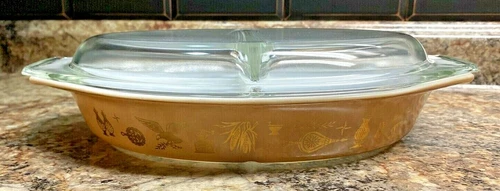 Vintage Pyrex EARLY AMERICAN Cinderella 1.5 Qt Divided Casserole Baking Dish Lid
