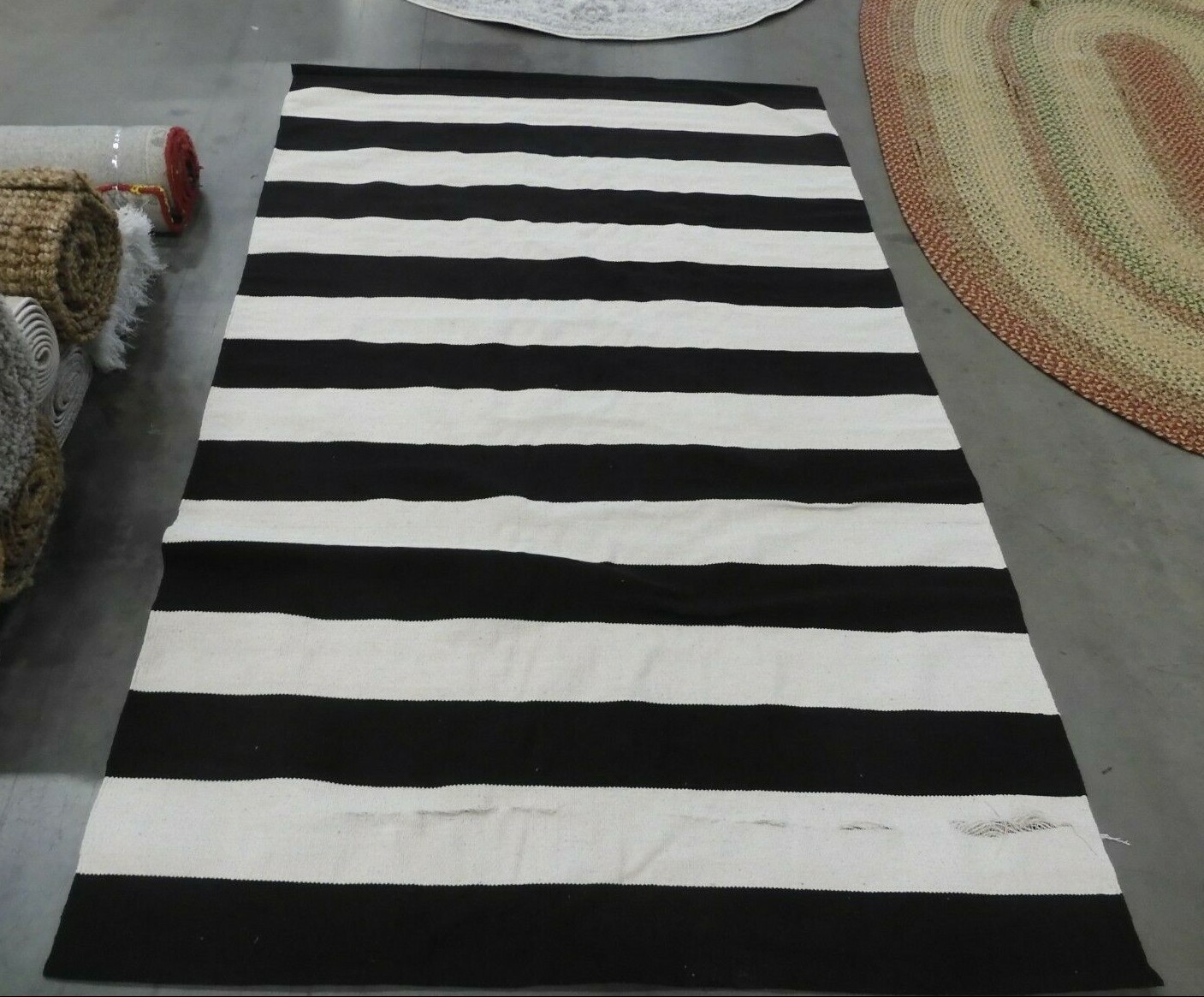 Picture 1 of 4
