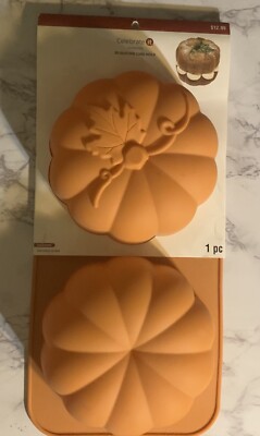 Celebrate it Silicone Cake Mold 3D Bakeware Pumpkin Thanksgiving NEW