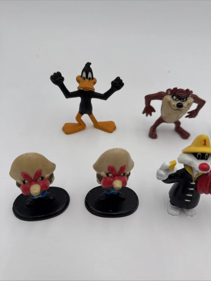 Лот винтажных резиновых фигурок 1987 1989 1991 Looney Tunes Arby's - Изображение 3 из 4