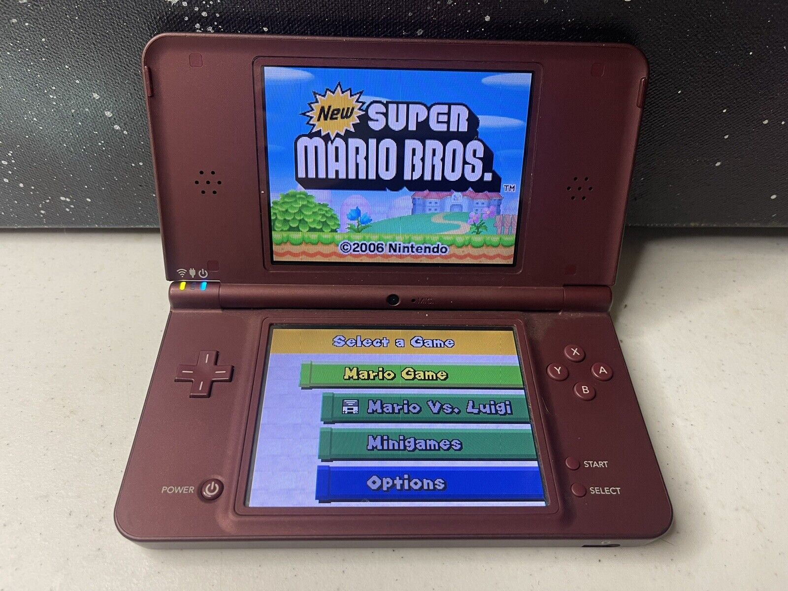 Nintendo DSi XL Launch 256MB Handheld Only Burgundy No Charger 45496718916 |