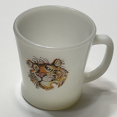 Vintage Esso Exxon Tiger Fire King Milk Glass Coffee Mug In Your Tank Orange Cat