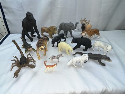 Animal Figures Large Size Rubber Lot of  Safari Battat Schleich Imperial Few Vtg