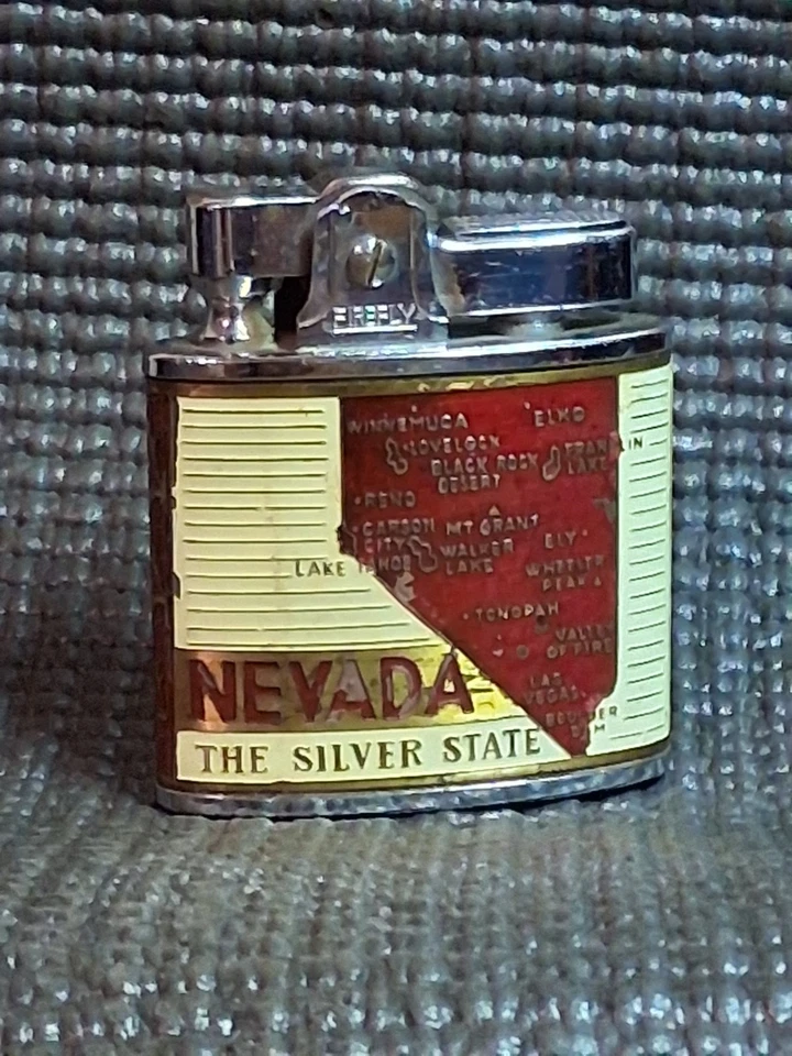 VINTAGE- Firefly JAPAN, 2-sided LAS VEGAS, NEVADA, Freemont St. Map LIGHTER ‼️‼️ - image 4 of 4