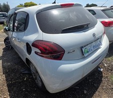Tube d'échappement Peugeot 208