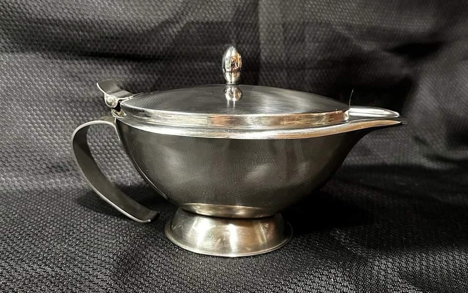 Servidor OGGI Gravy Boat 18/8 Acero Inoxidable Doble Pared Tapa Sin Goteo Foto 2 de 4