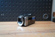 L Samsung HMX-F90 Black Video Camcorder NO BATTERY