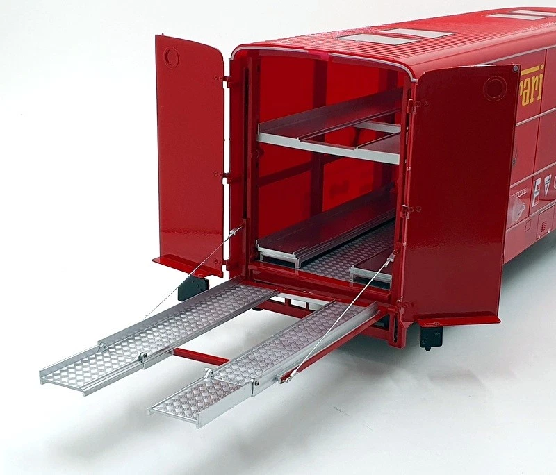 Camión de carreras CMR escala 1/18 CMR176 - Fiat OM 150 Rolfo 1967 Ferrari - rojo Foto 4 de 4