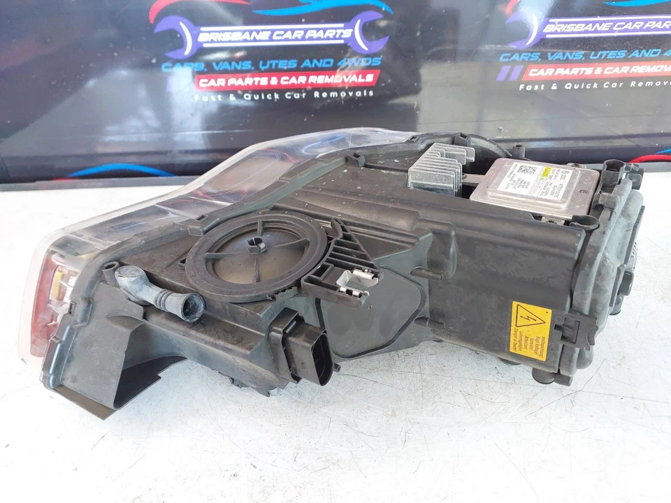 AUDI A1 2010-2014 LEFT HEADLAMP Hatchback  - image 2 of 4