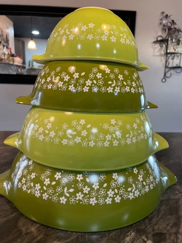Pyrex Green & Lime Spring Blossom Crazy Daisy Cinderella bowl set 441-444 (c)
