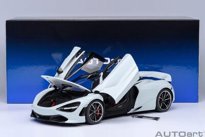 1/18 AUTOart　オートアート　マクラーレン720s　グレイシアホワイト 1/18 AUTOart オートアート マクラーレン720s グレイシア