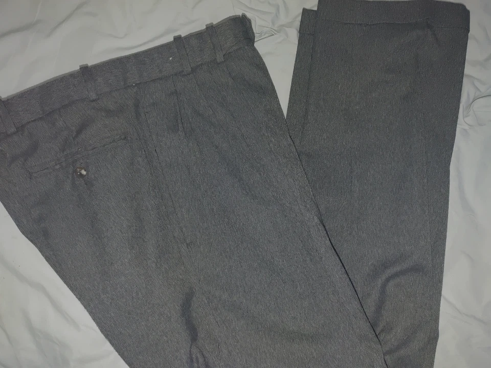 J. Riggings Hunting Horn Men's Solid Pleated Dress Pants Black Htr Size 32 X 32 - Image 4 of 4