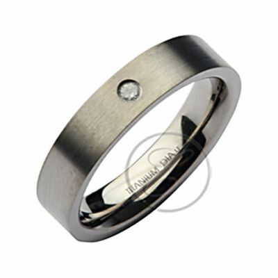 Ehering Band 5 mm Titan gebürstet matt Diamant