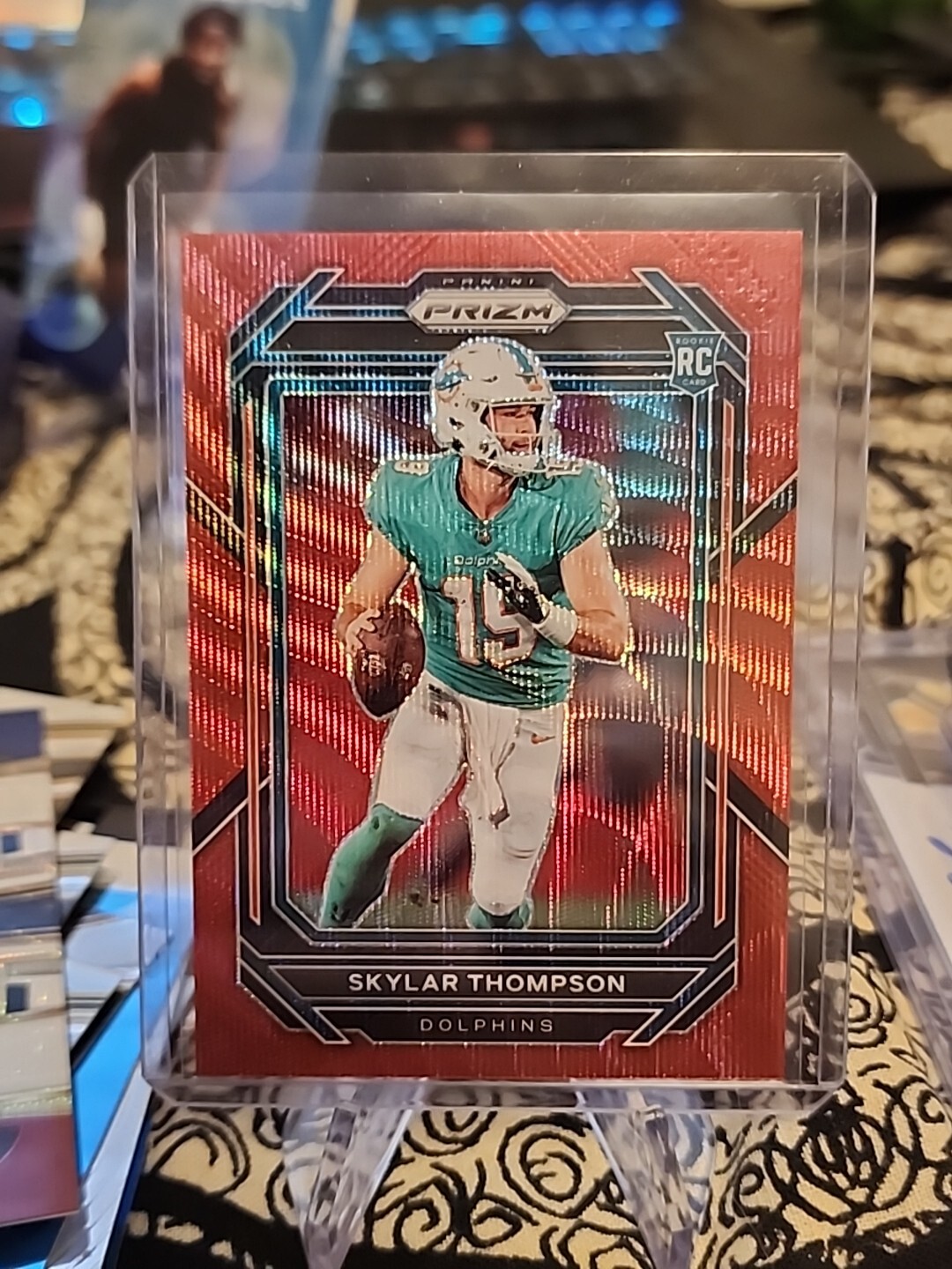 2022 Prizm SKYLAR THOMPSON Red Wave Prizm /149 #354 Rookie RC Miami Dolphins SP