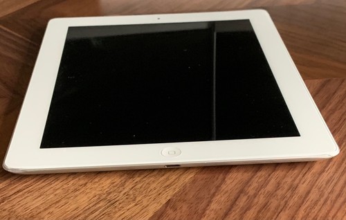 Apple iPad 4th Gen Retina Display. 32GB, Wi-Fi, 9.7in - White - Picture 4 of 7
