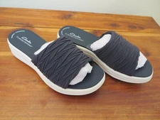 Clarks Cloudsteppers Drift Petal Sandals Slides 7 W Wide New in Box Navy Blue