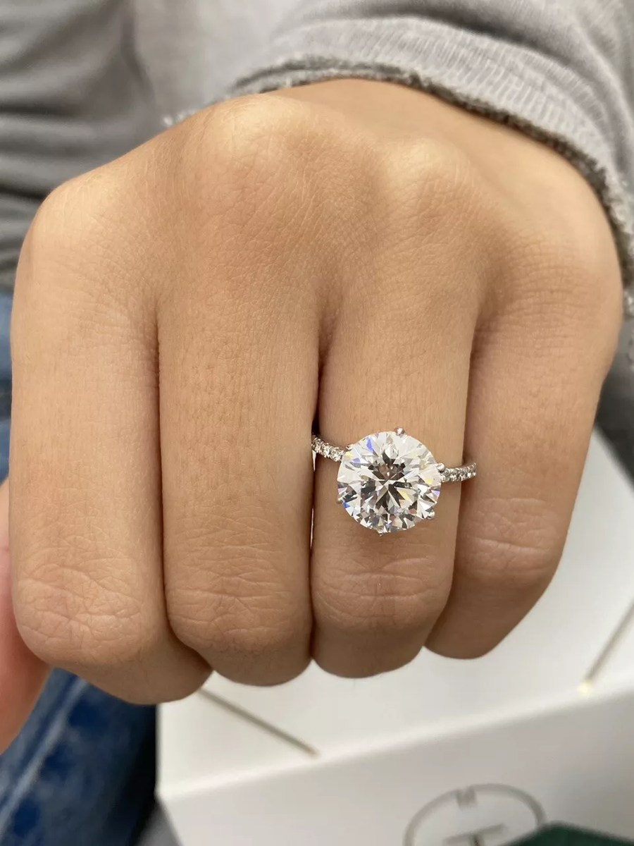 Diamond Ring F VS1 IGI Certified Round Carat Lab Created