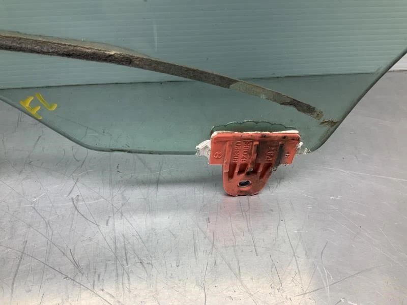 2008-2015 Nissan Armada Front Left Driver Side Door Glass OEM Foto 4 de 4