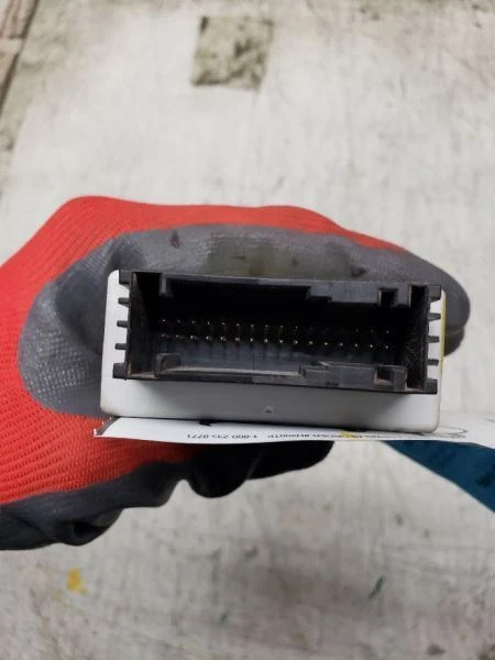 Chassis ECM Body Control BCM Fits 08-10 BMW 528i 1049679 — 第 2/4 张图片