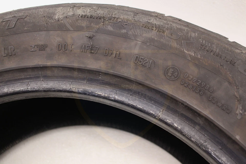 UN NEUMÁTICO CONTINENTAL CROSS CONTACT UHPE 235/55-19 P235/55R19 USADO BANDA DE RODADURA 6/32 Foto 4 de 4