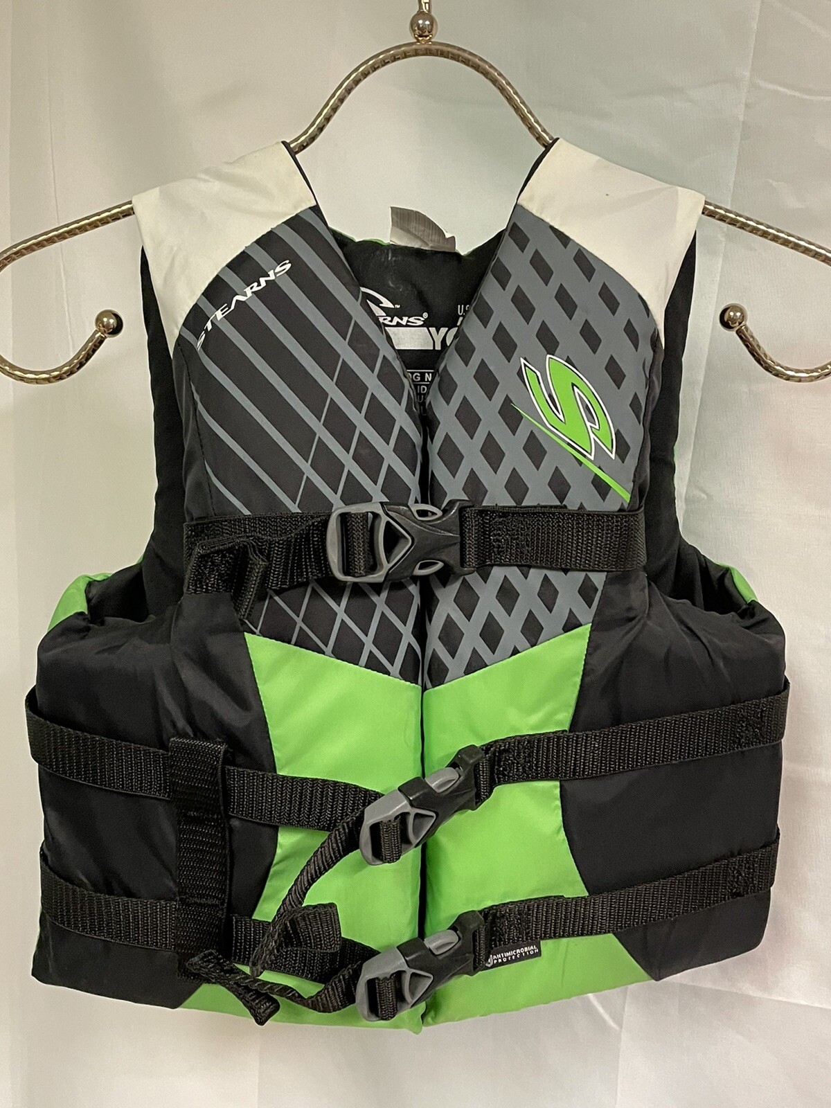Stearns Youth Life Vest. 5090 lbs. Green Black Gray Model 2988 Child