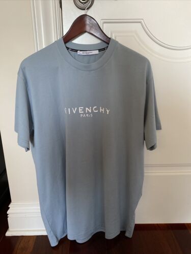 Men's Givenchy T Shirt - Size L (slightly oversized fit) | eBay