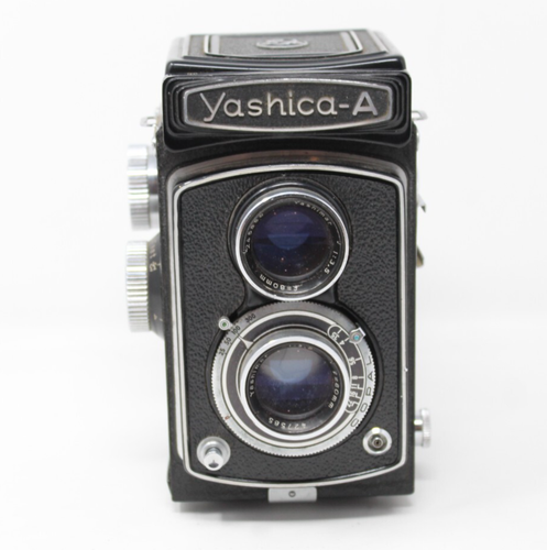 Reflex vintage Yashica A doppia lente - non testato - Foto 2 di 9