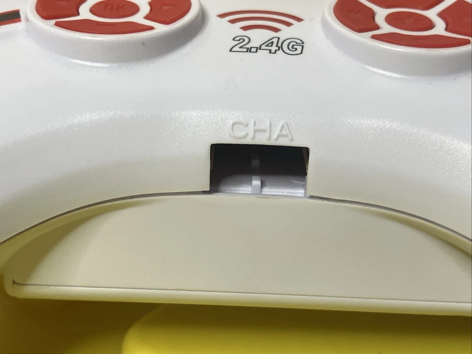 Syma D2 Red 2.4G Wireless Drone Remote Controller for X3 X4 X11C X12 - Image 4 of 4