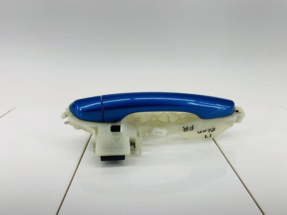 17-20 HYUNDAI ELANTRA ПЕРЕДНЯЯ ПРАВАЯ СТОРОНА НАРУЖНАЯ ДВЕРНАЯ РУЧКА MARINA СИНИЙ OEM - Изображение 2 из 4