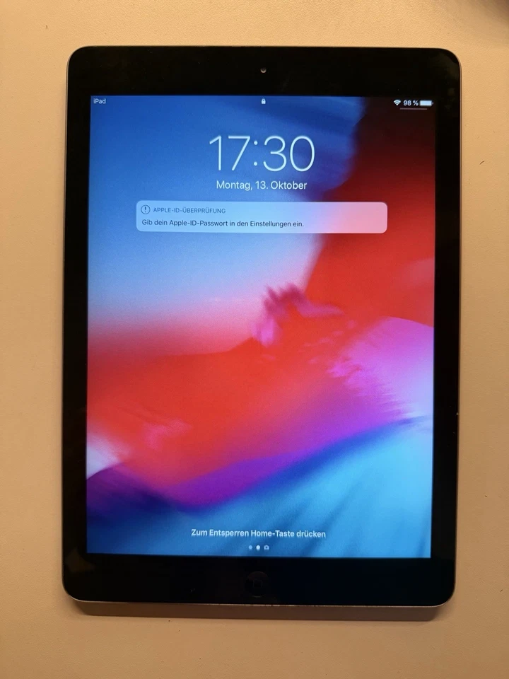 Apple iPad Air (1st generation) · 64GB · Wi-Fi, Foto 1 von 4