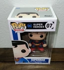Superman Funko Pop 07 Super Heroes DC Comics