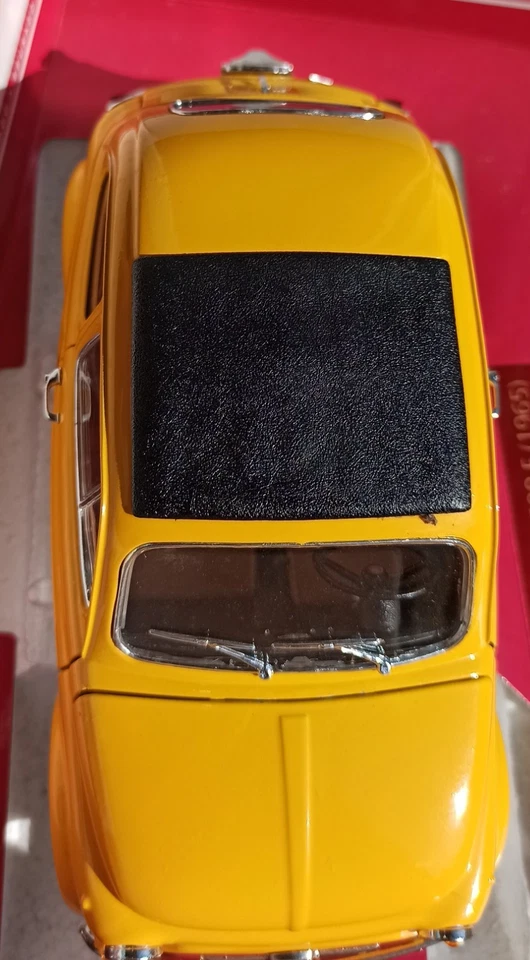 Bburago FIAT 500 F (1965) - Modellino 1:16 - Senza Scatola - Immagine 4 di 4