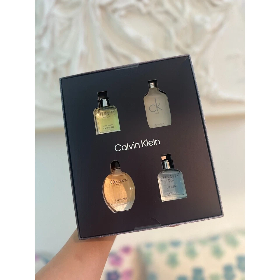 Calvin Klein 4 PIEZAS Mini Cofre Set de Regalo para Hombre NUEVO Foto 4 de 4