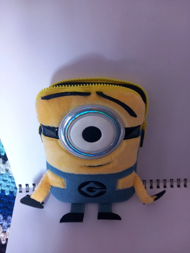 Despicable Me Minions universal Approx Size 8"x6" tablet cover  - Image 4 of 4