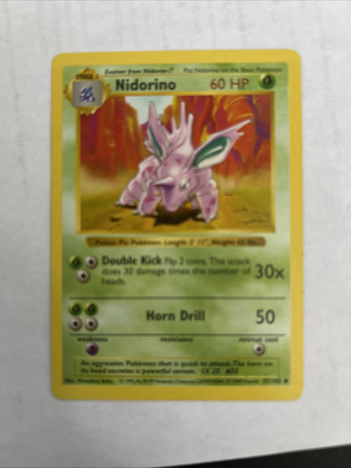 Pokémon Card Nidorino Base Set 37/102 SHADOWLESS NM