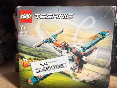 LEGO Technic 42117 Race Plane 2-in-1 Building Toy 154 Pcs 2021 box damage 2NEW
