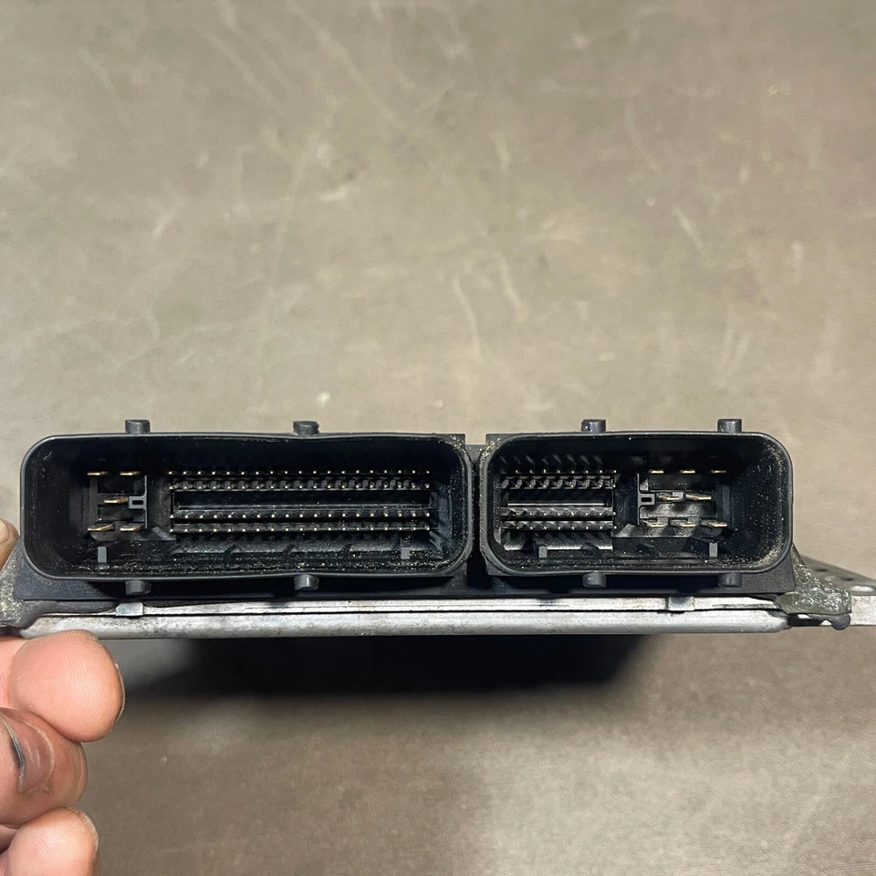 Nissan Titan MEC74-481 A1 2009-2010 tracción trasera AT ECM ECU computadora de control del motor OEM Foto 4 de 4