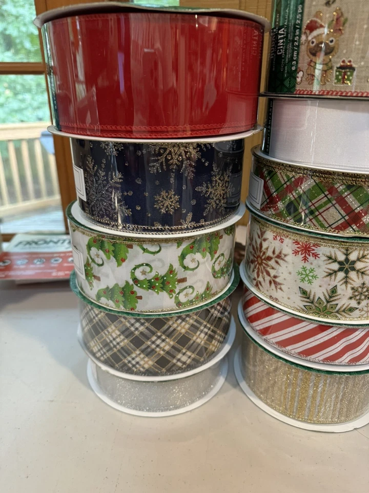 Kirkland Wire-Edged Ribbon 1.5"-2.5" Wide 50 YD Holiday Gift Wrap Glitter Ribbon - Image 4 of 4