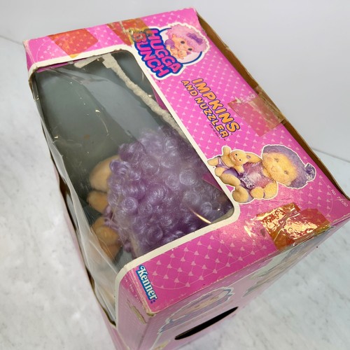 Bambola VINTAGE 1985 Kenner Hugga Bunch Impkins 14"" bambino preziosi abbracci scatola bambino - Foto 9 di 9