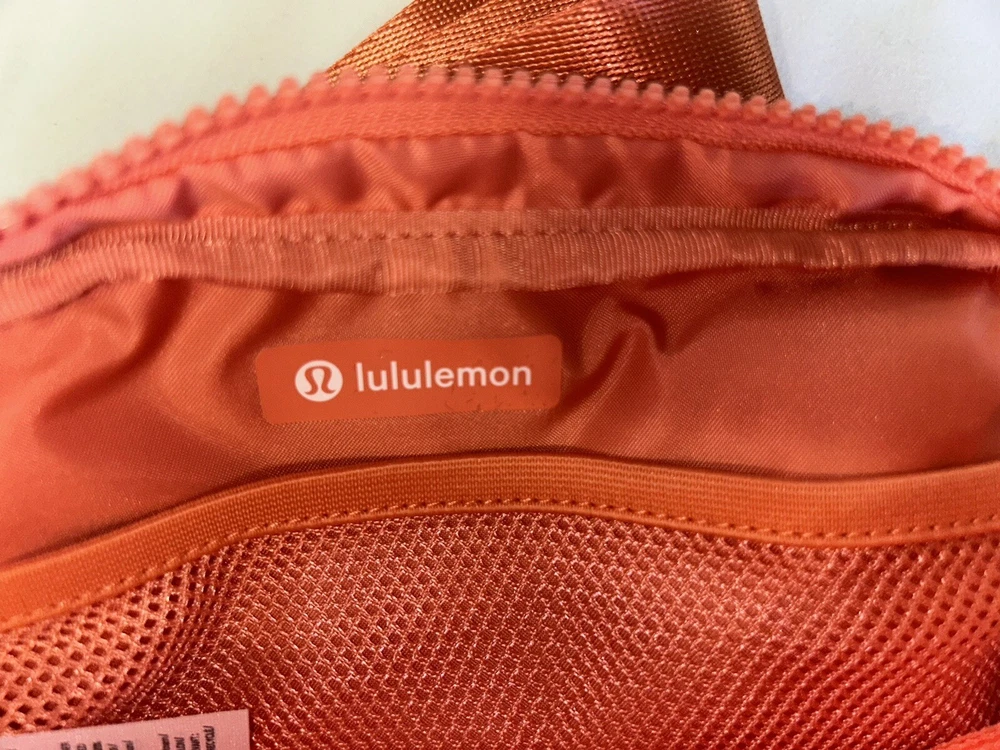NWT Lululemon Everywhere Belt Bag 1L Coral Kiss with Extra Long 10ft Strap