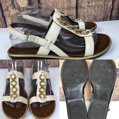 naturalizer flat sandals