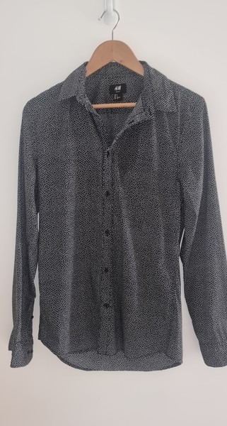 H&M Womens Shirt Size S Black White Polkadots Long Sleeve Collared B2141