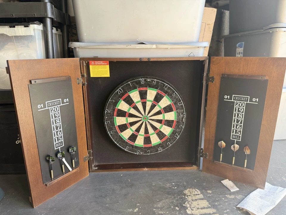 Barrington Chatham Bristle Dart Board and Cabinet Set Wooden - Image 3 of 4