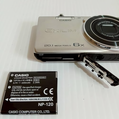 CASIO EXILIM EX-ZS35 Silver 20.1MP 6x Zoom Compact Digital Camera