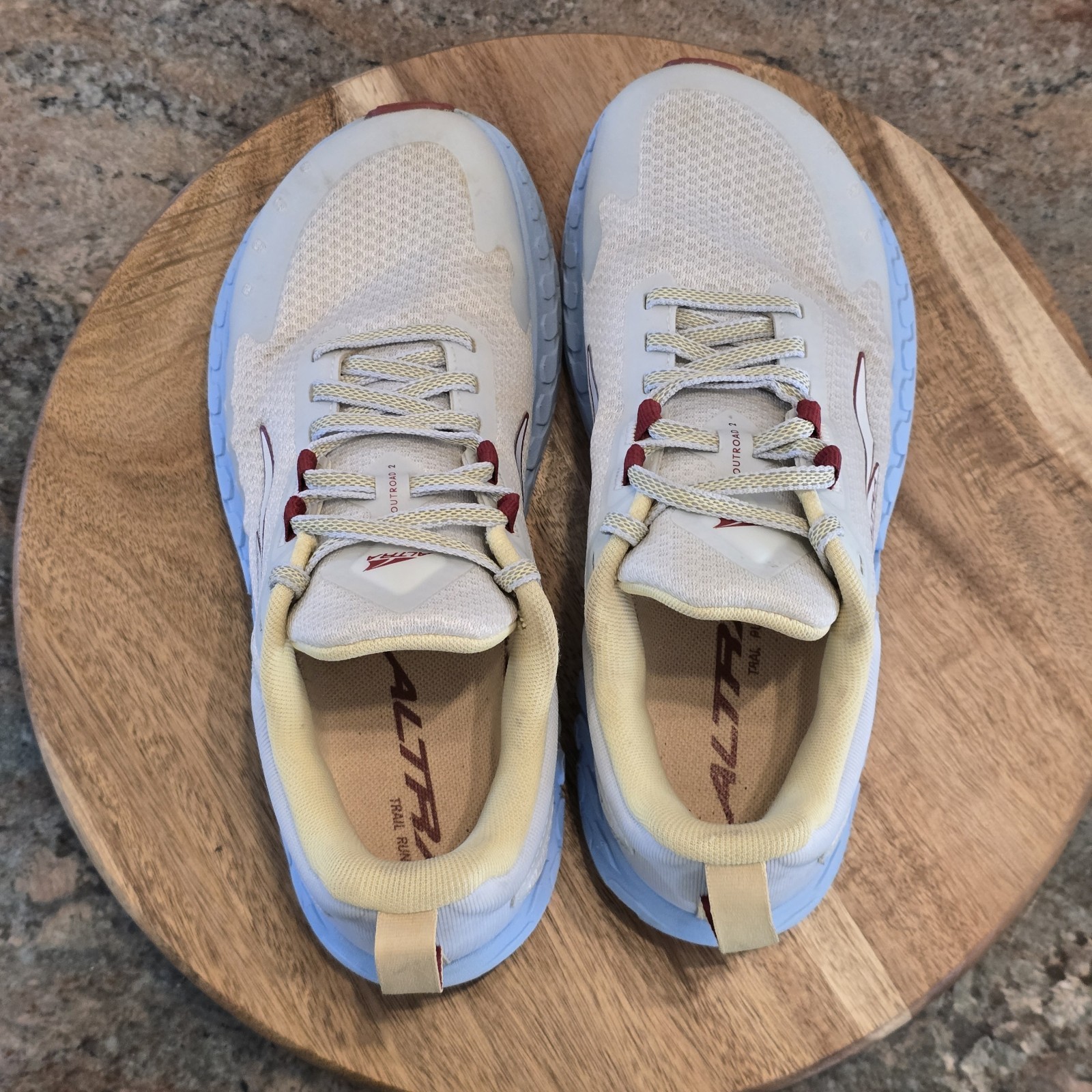 Altra Womens Outroad 2 - Womens Sz 7.5 - Athletic Trail Running Hiking Shoes